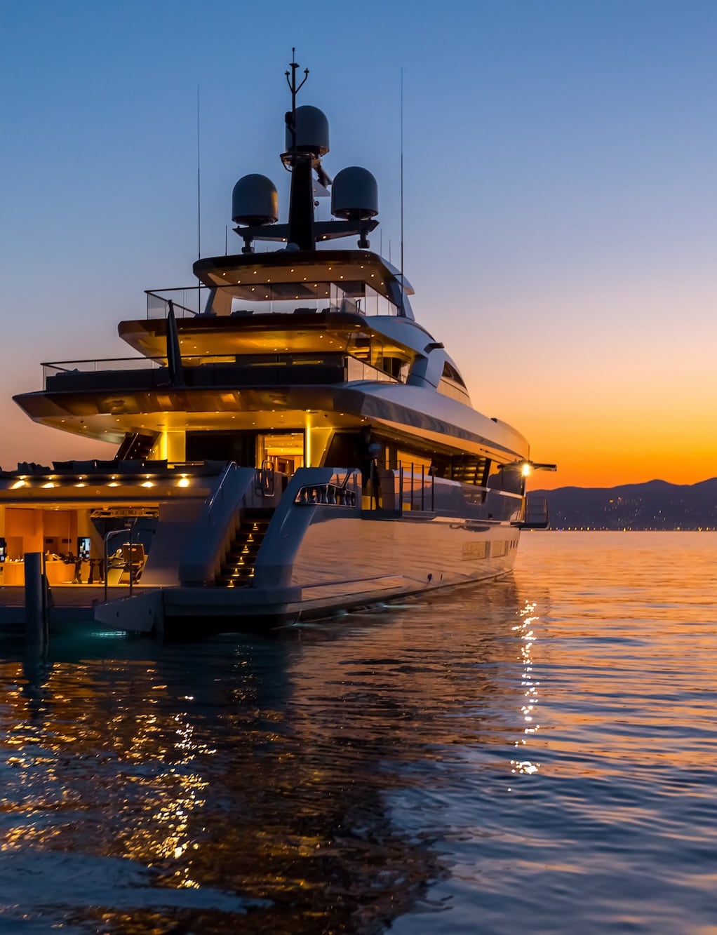 Yachting-experience-LBS