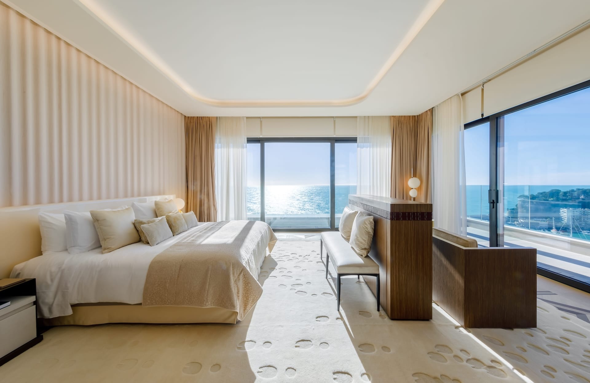 Reservations-villa-luxury 2 - LBS